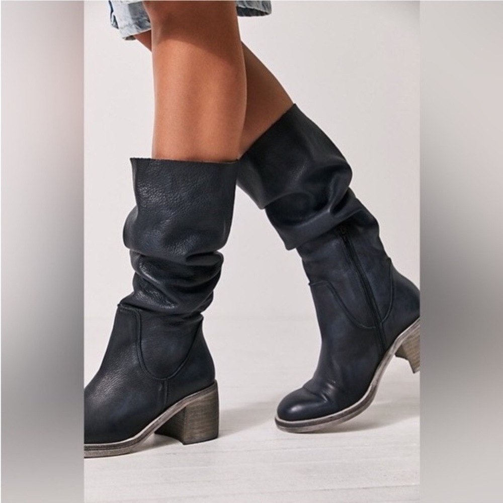 Free People Essential Tall Slouch Blue/Black Leather Boot Women’s Size 8 NWOT